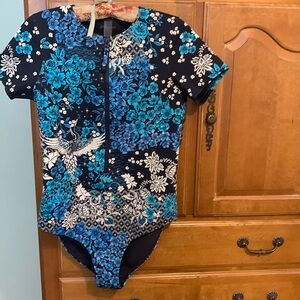 JOHNNY WAS Neoprene Surf & Swimsuit 💙🦋🐟💙Size L/XL